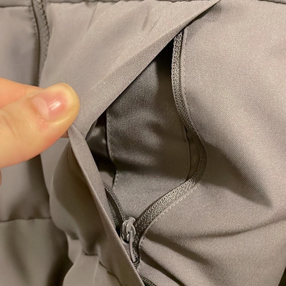 NWOT Gymshark Oversized Lavender Grey and Pink Cropped Puffer Jacket - Picture 3 of 6